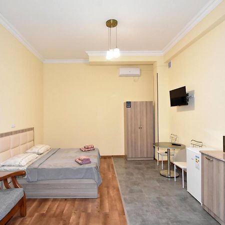 Modern Apartments And Tours Yerevan Luaran gambar