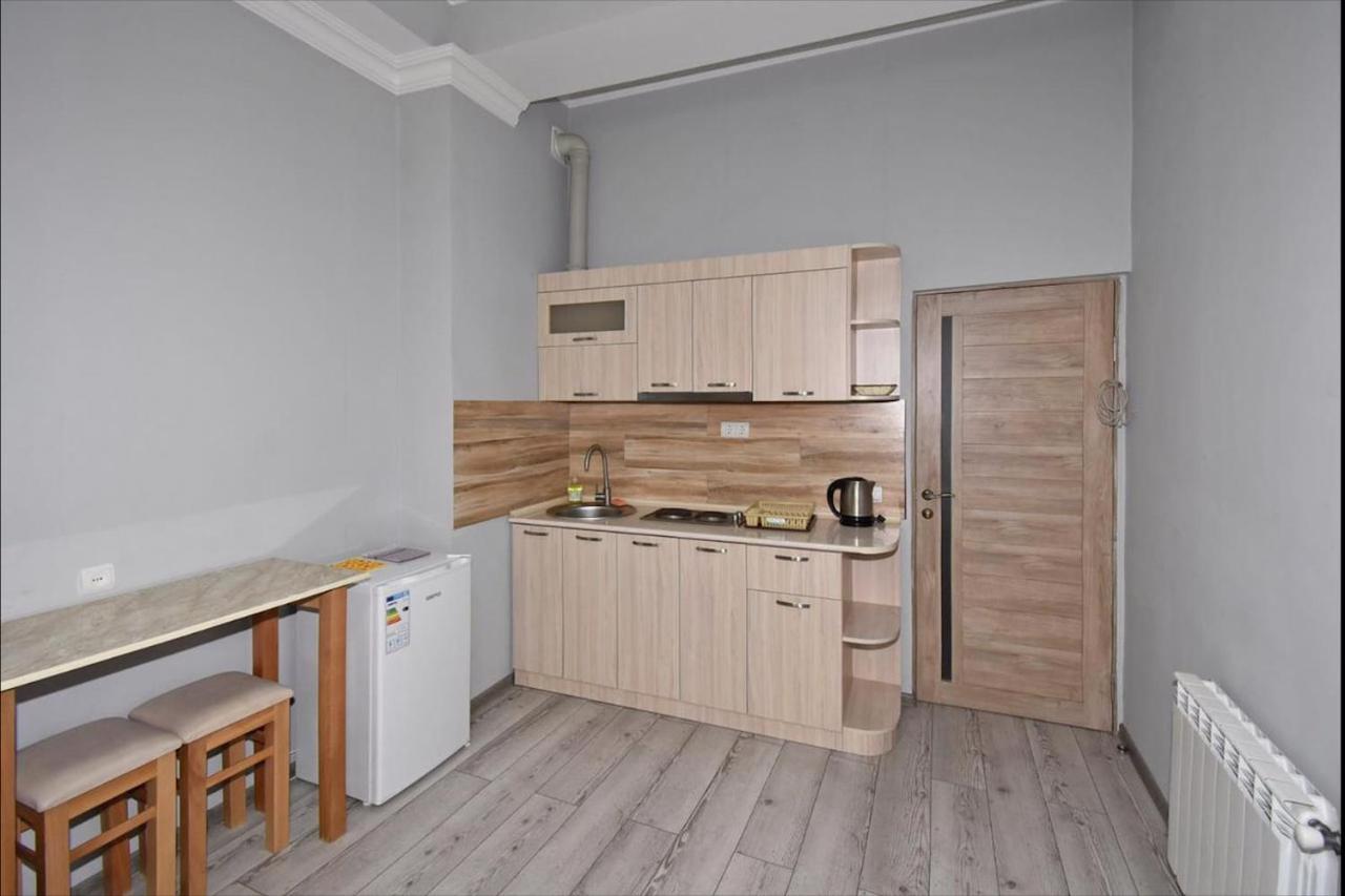 Modern Apartments And Tours Yerevan Luaran gambar