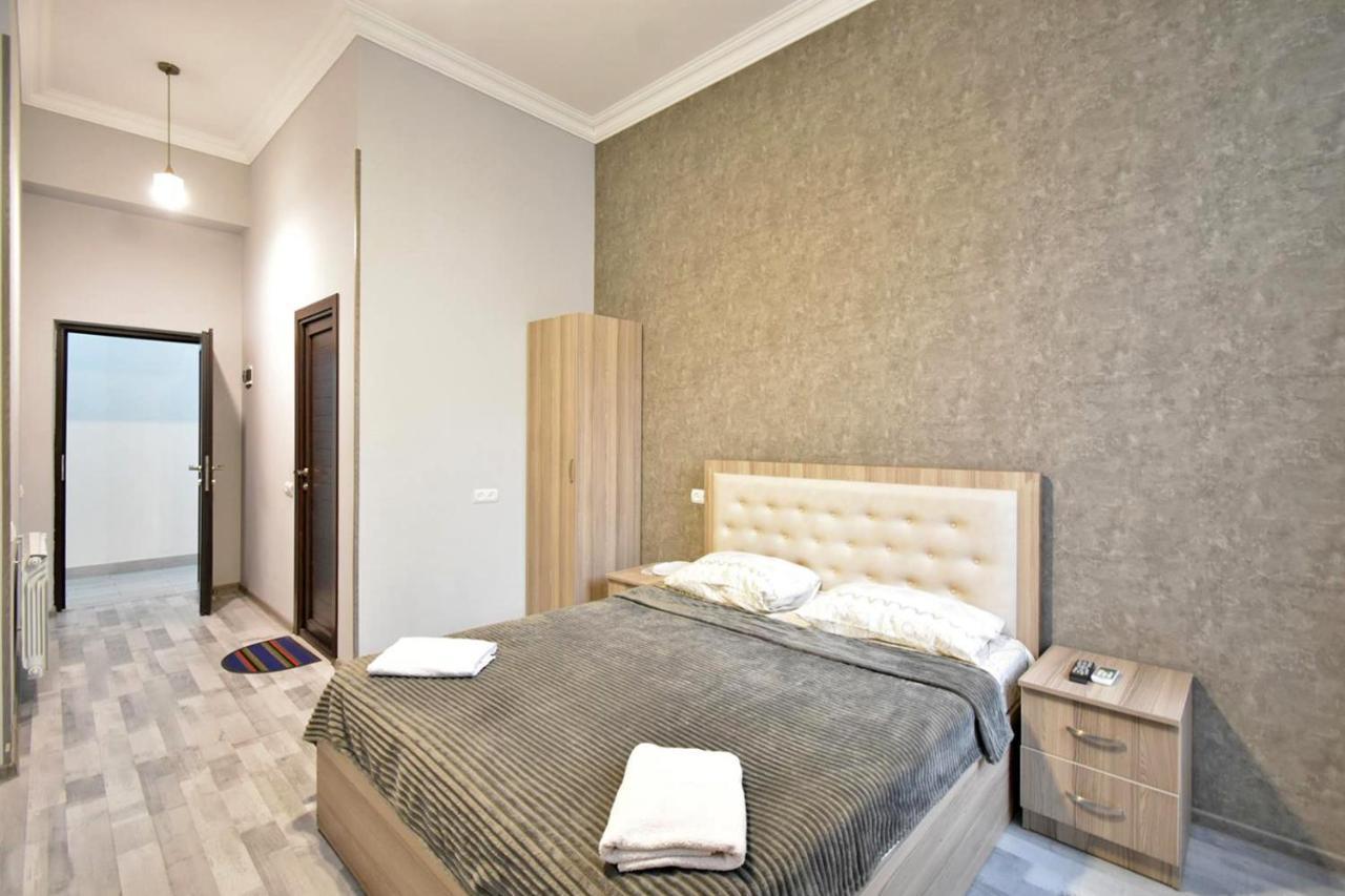 Modern Apartments And Tours Yerevan Luaran gambar