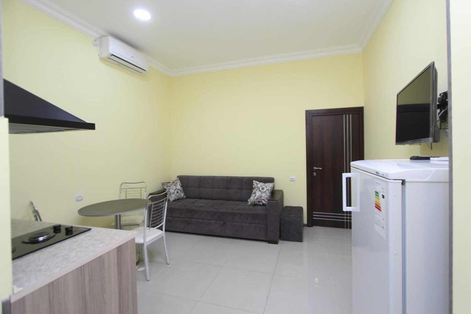 Modern Apartments And Tours Yerevan Luaran gambar