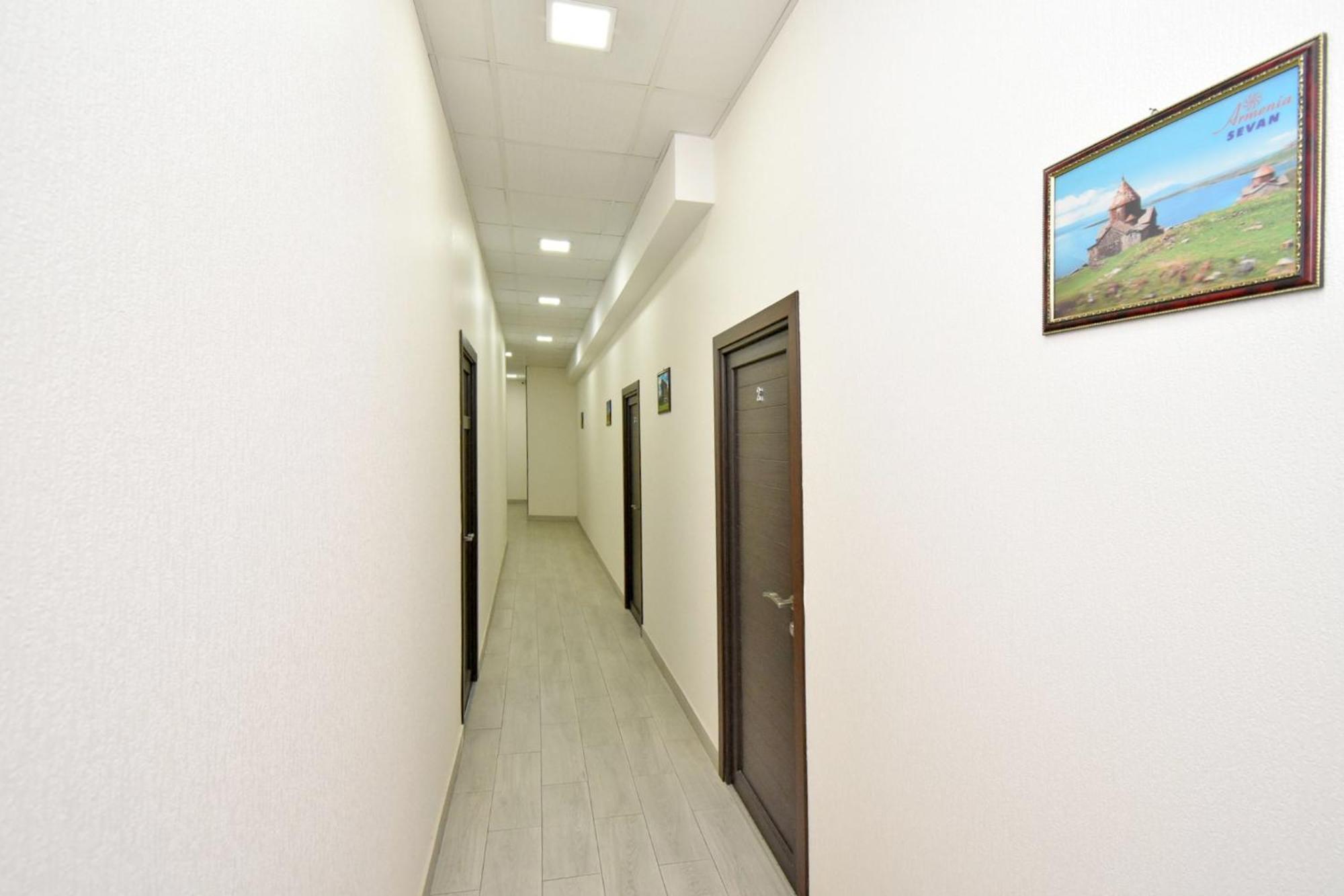Modern Apartments And Tours Yerevan Luaran gambar