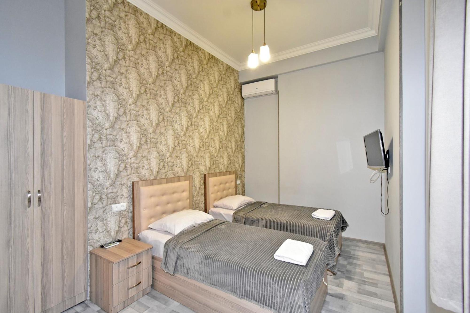 Modern Apartments And Tours Yerevan Luaran gambar