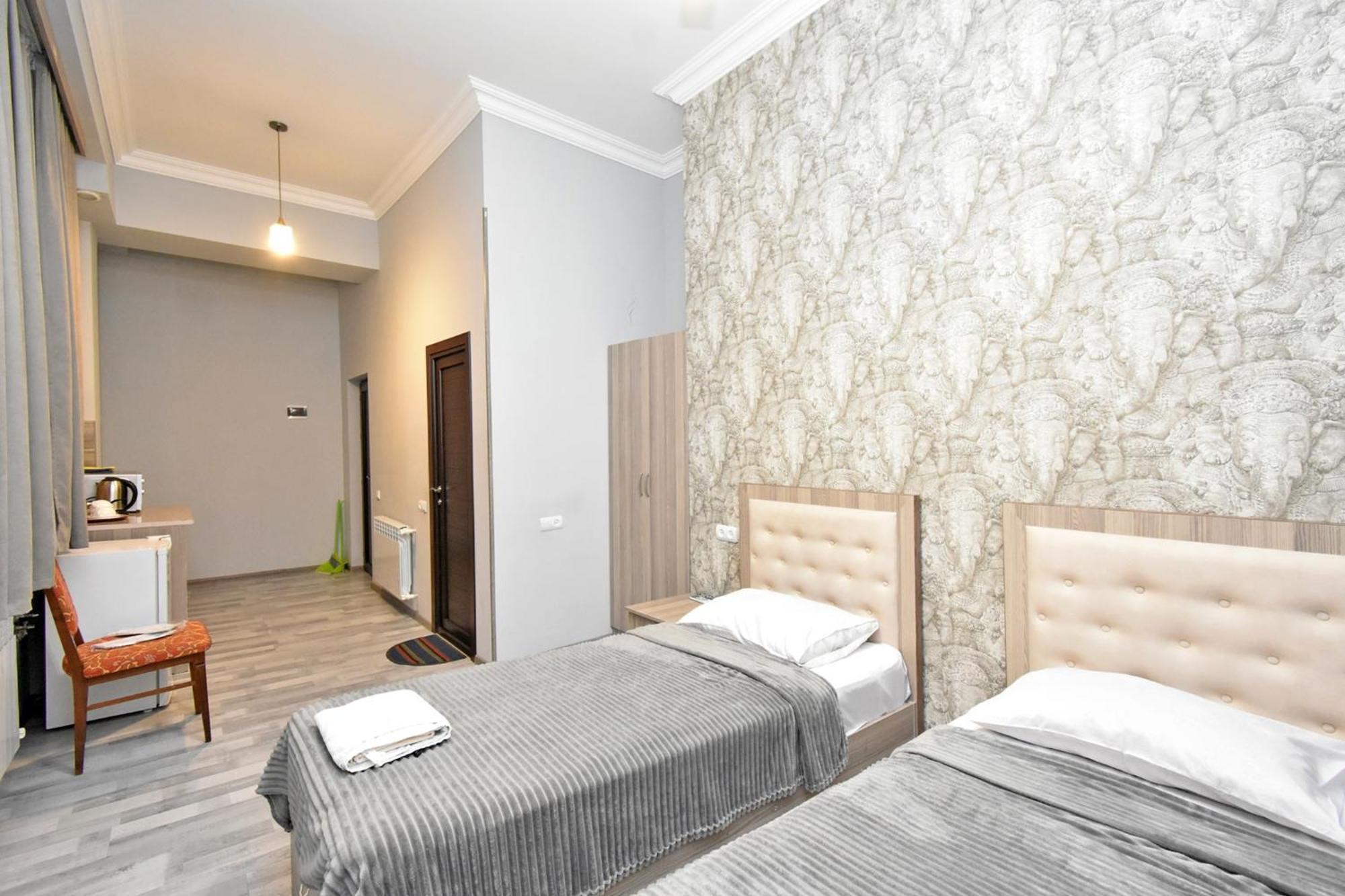 Modern Apartments And Tours Yerevan Luaran gambar