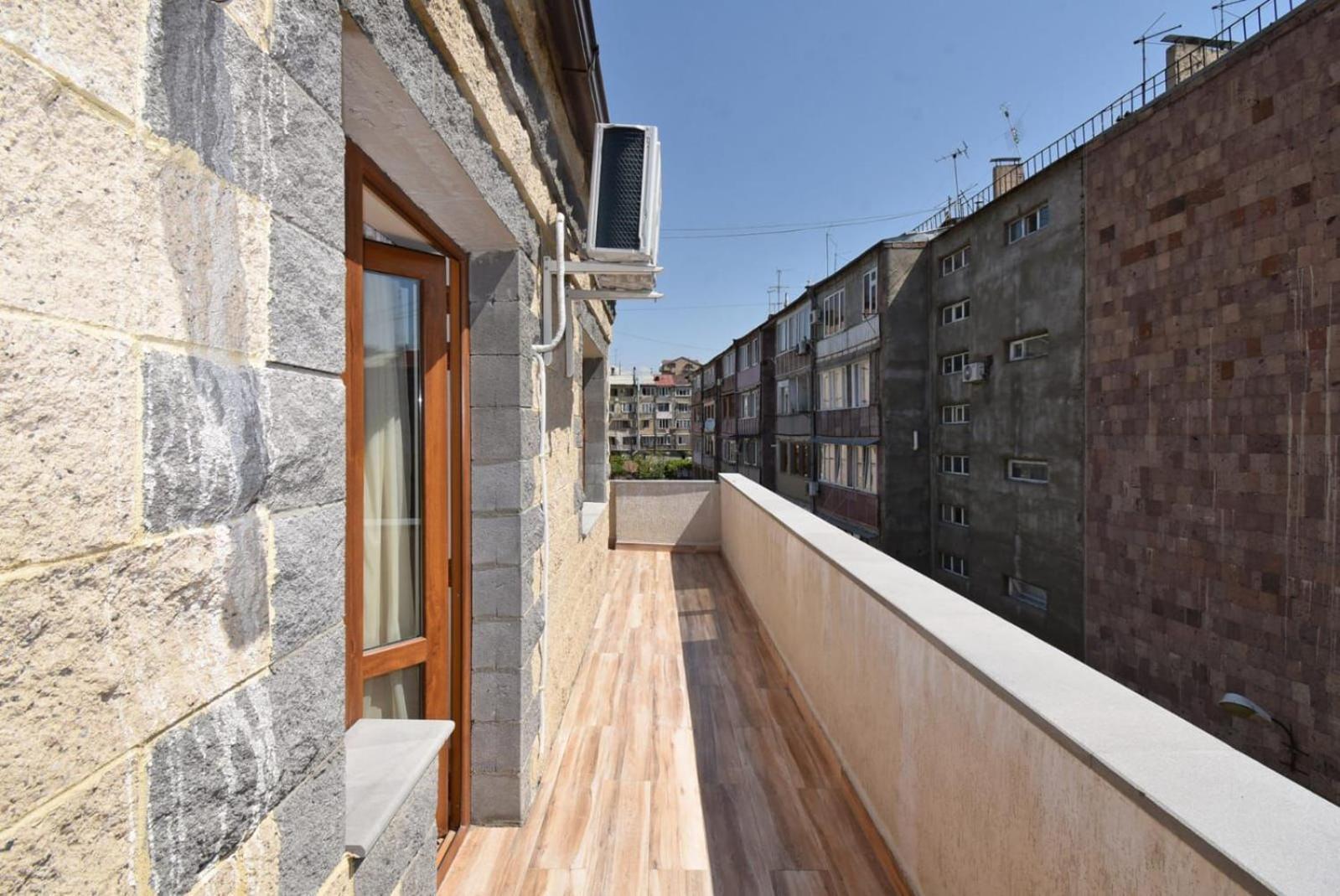 Modern Apartments And Tours Yerevan Luaran gambar