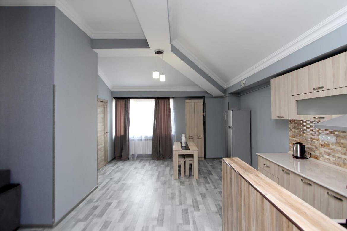 Modern Apartments And Tours Yerevan Luaran gambar